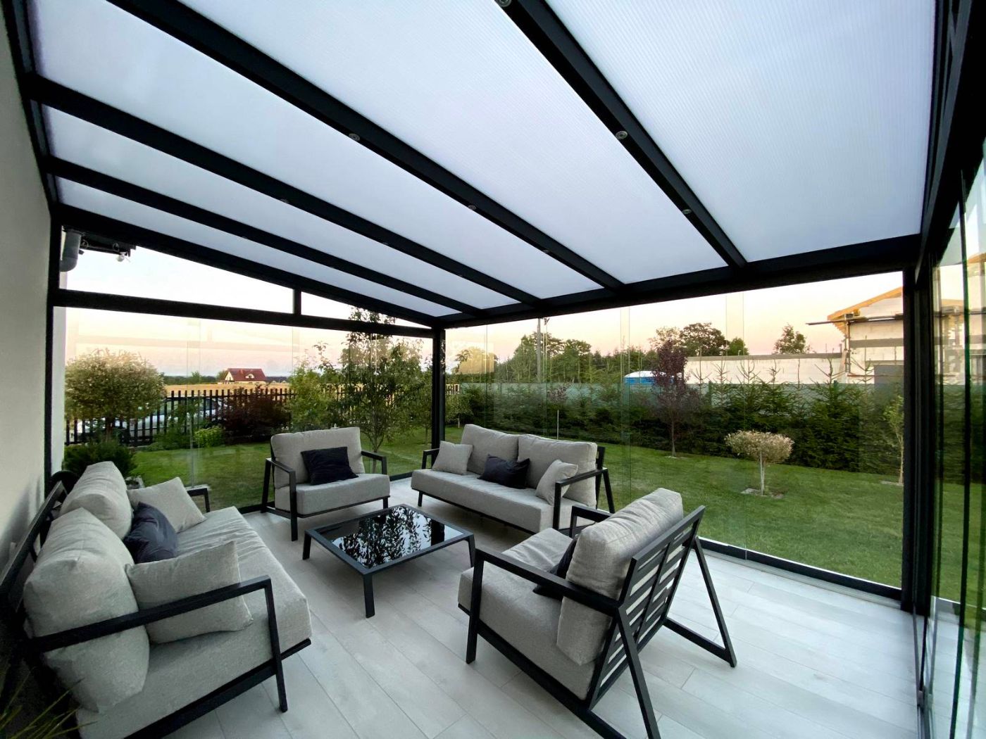 Realizacja werandy lub pergoli 105